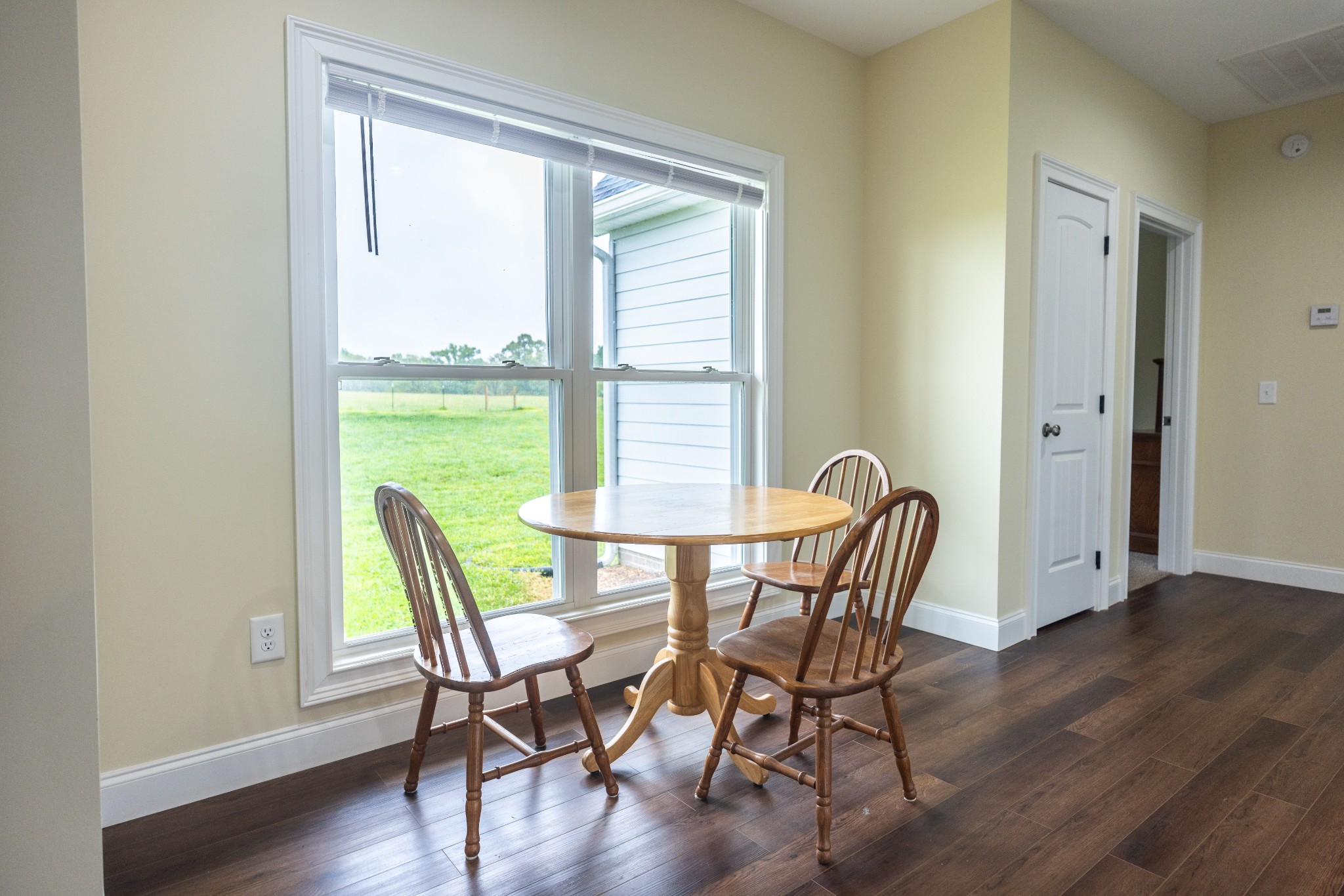 155 Colonial Road Hohenwald, TN 38462 - Photo 17 of 36 a view of a dining room with furniture and window