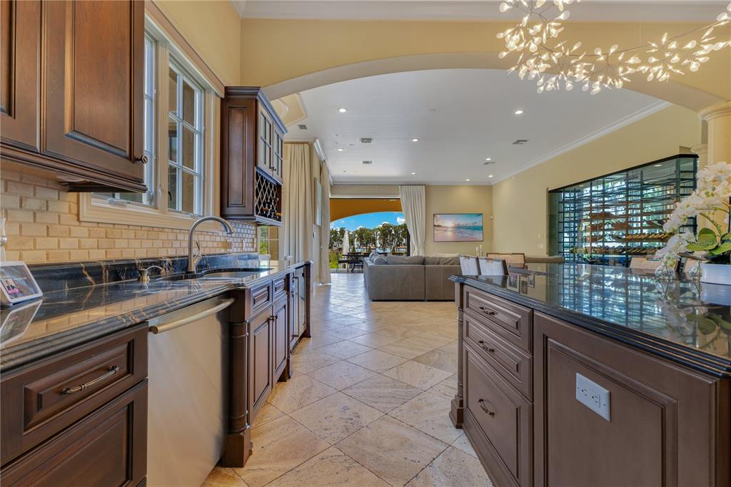 11103 Bridge House Road Windermere, FL 34786 - Photo 22 of 90 a kitchen with lots of counter top space