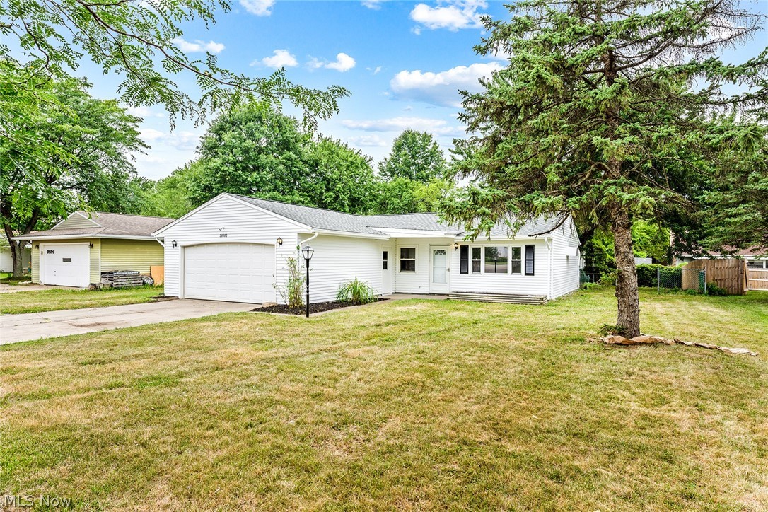 38682 Chestnut Ridge Road Elyria, OH 44035 - Photo 1 of 31 Gallery Image 1