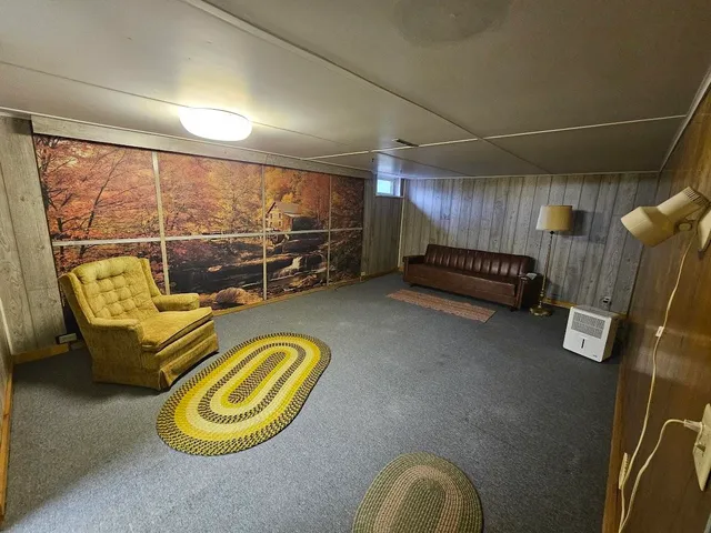 $229,000 | 243 East Chicago Road, Wautoma, WI 54982