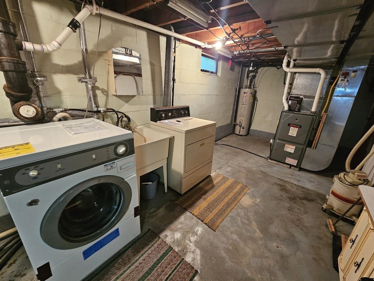 243 East Chicago Road Wautoma, WI 54982 - Photo 23 of 41