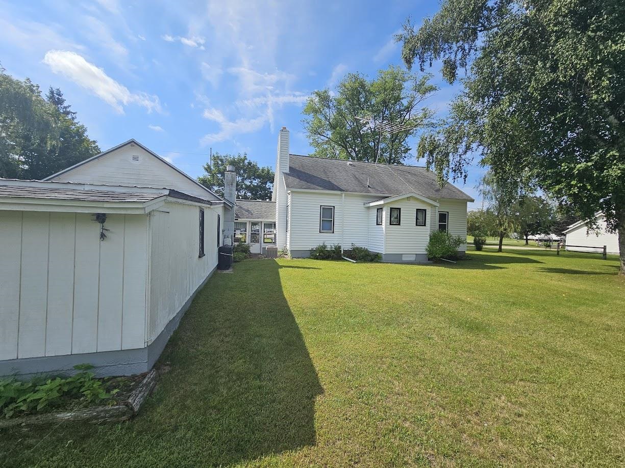 243 East Chicago Road Wautoma, WI 54982 - Photo 32 of 41