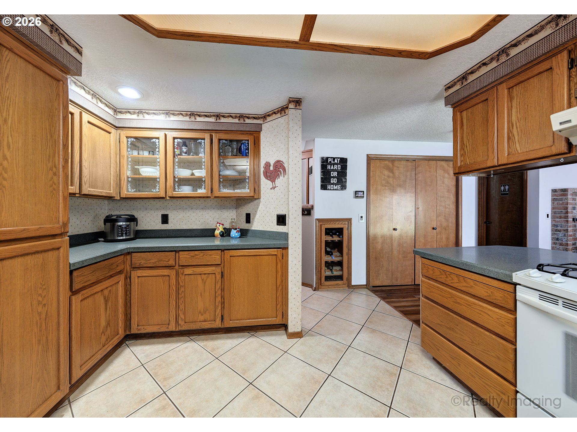 18410 Southwest Pheasant Lane Beaverton, OR 97003 - Photo 11 of 33