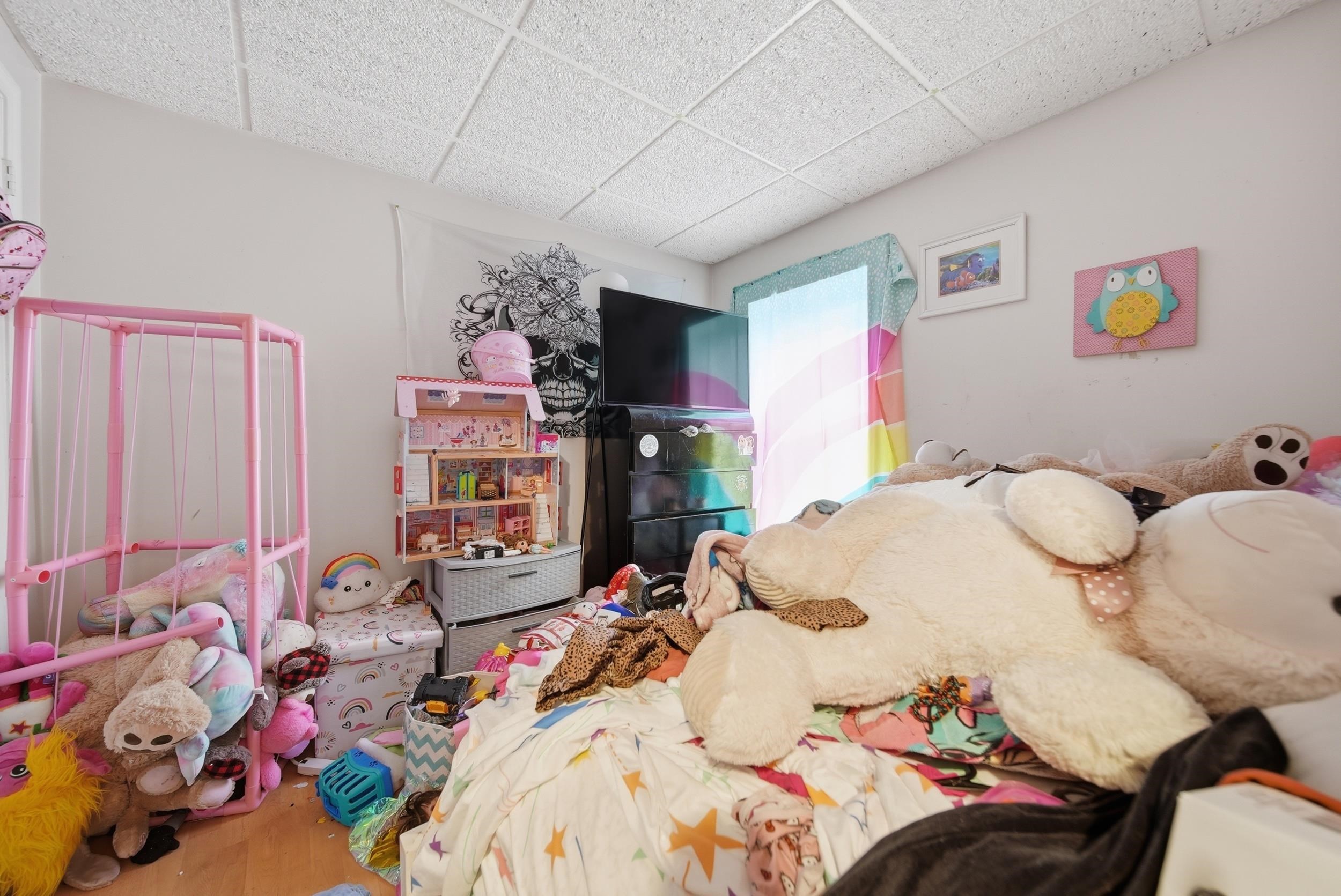 1268 Hanover Street Manchester, NH 03104 - Photo 23 of 45