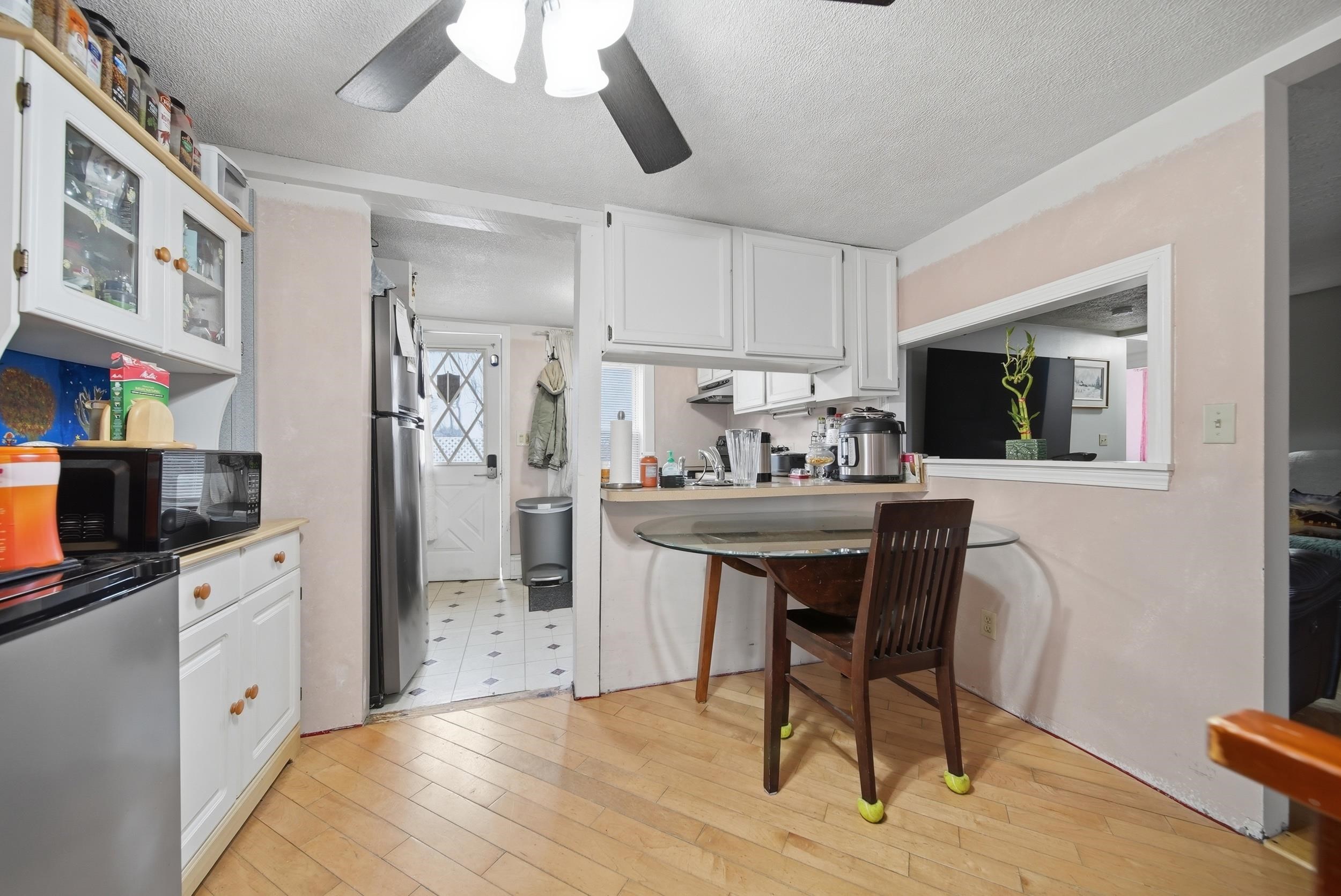 1268 Hanover Street Manchester, NH 03104 - Photo 27 of 45