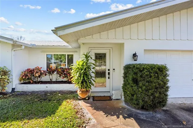 $659,888 | 1346 Northwest Pine Lake Drive, Stuart, FL 34994