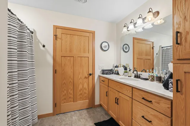 $385,000 | 511 Southfork Circle Southeast, Hutchinson, MN 55350