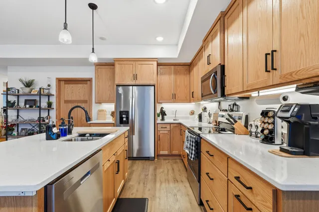 $385,000 | 511 Southfork Circle Southeast, Hutchinson, MN 55350