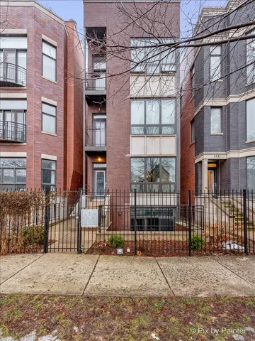 $4,750 | 1753 North Artesian Avenue, Unit 1, Chicago, IL 60647