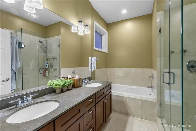 $4,750 | 1753 North Artesian Avenue, Unit 1, Chicago, IL 60647