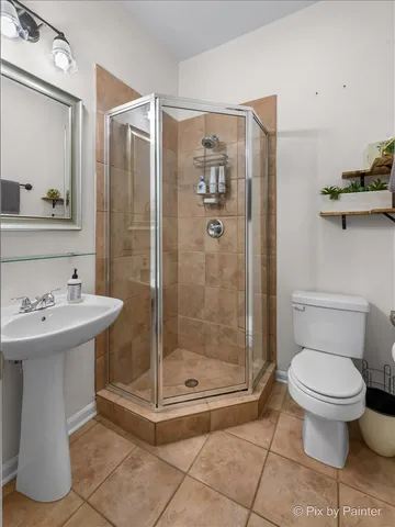 $4,750 | 1753 North Artesian Avenue, Unit 1, Chicago, IL 60647