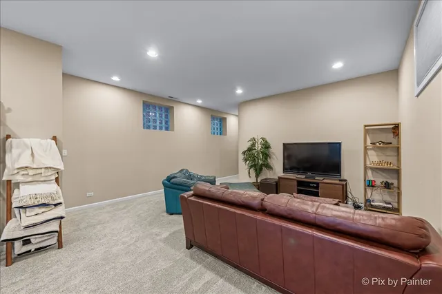 $4,750 | 1753 North Artesian Avenue, Unit 1, Chicago, IL 60647