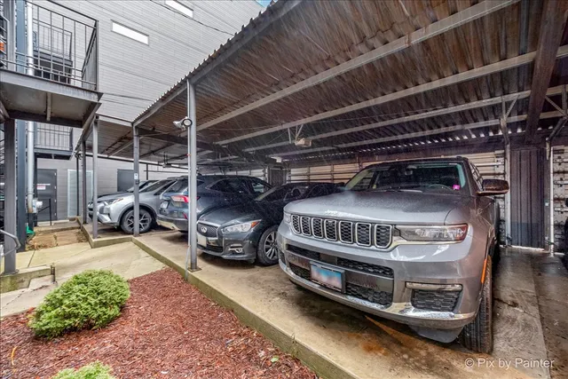 $4,750 | 1753 North Artesian Avenue, Unit 1, Chicago, IL 60647