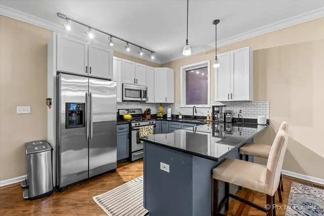 $4,750 | 1753 North Artesian Avenue, Unit 1, Chicago, IL 60647