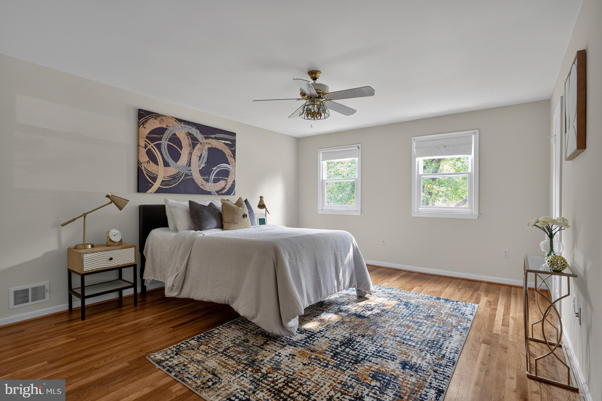 6013 Lamont Court Springfield, VA 22152 - Photo 8 of 39 Gallery Image 8