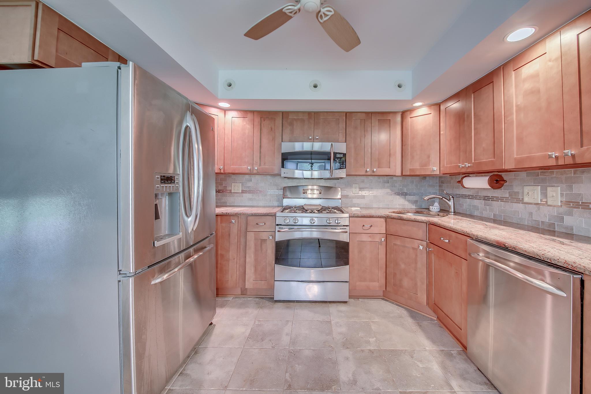 16 Highspire Road Richboro, PA 18954 - Photo 8 of 32 Kitchen
