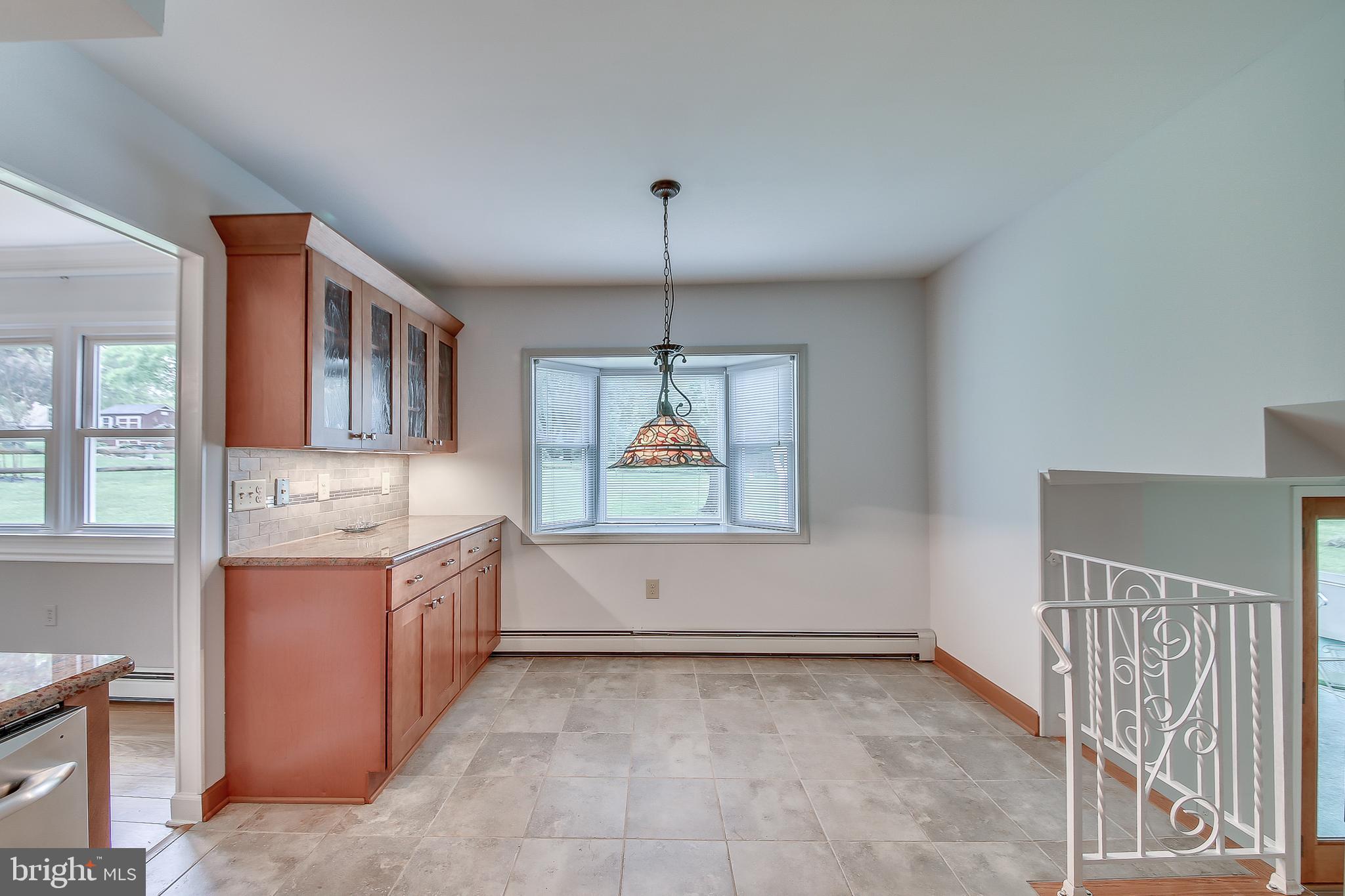 16 Highspire Road Richboro, PA 18954 - Photo 9 of 32 Eat In Kitchen
