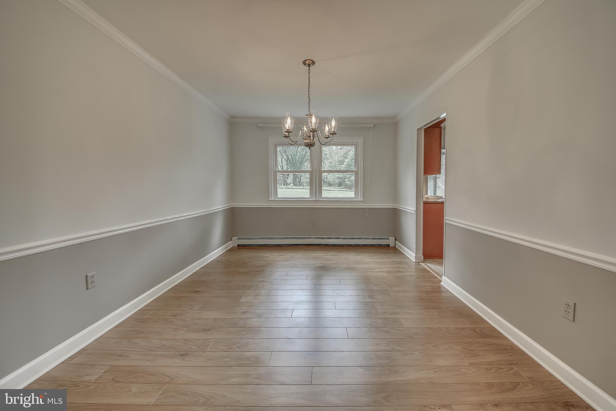 16 Highspire Road Richboro, PA 18954 - Photo 10 of 32 Formal Dinning Room