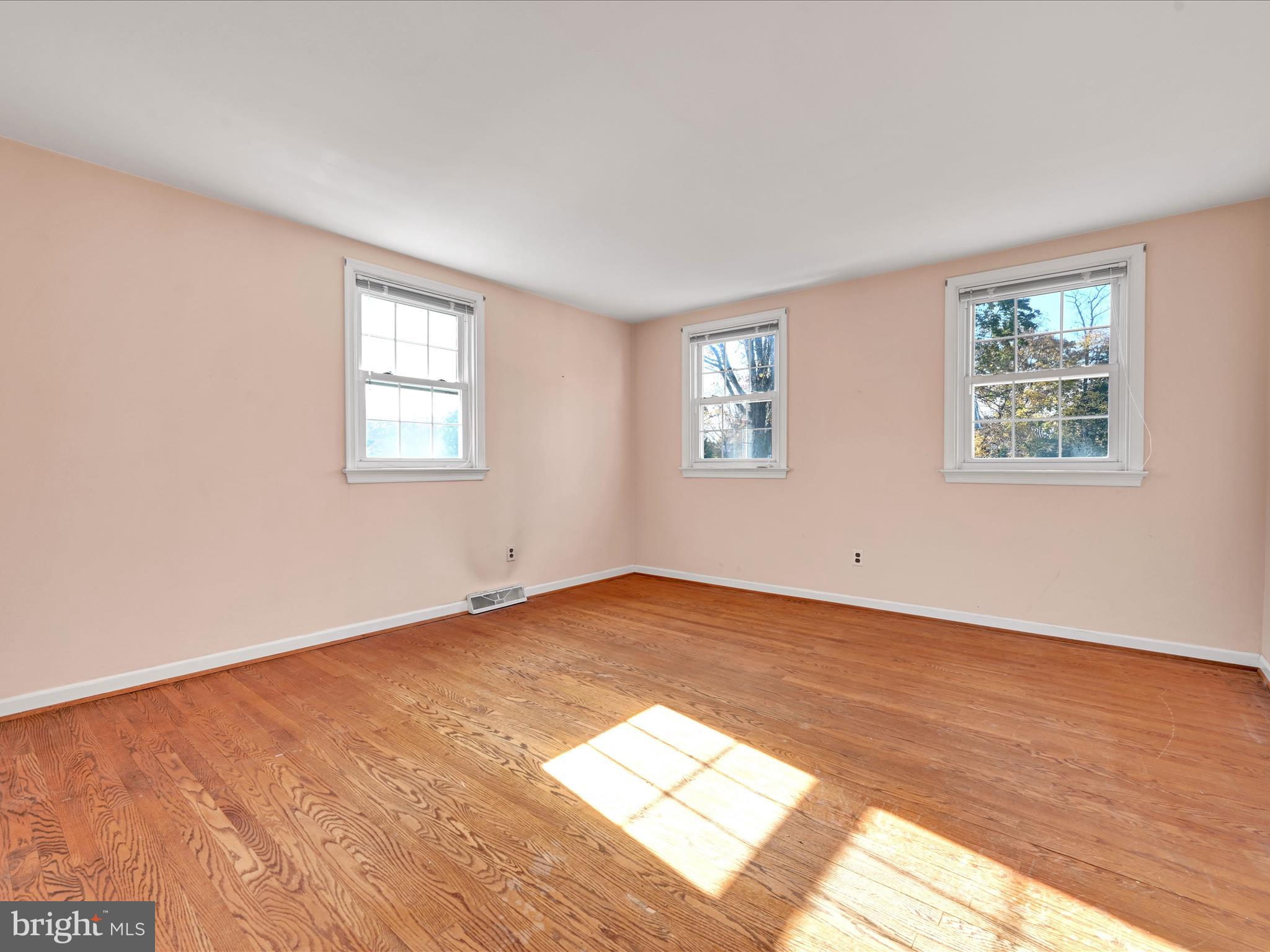 104 Shirley Road Narberth, PA 19072 - Photo 22 of 36 3rd Bedroom