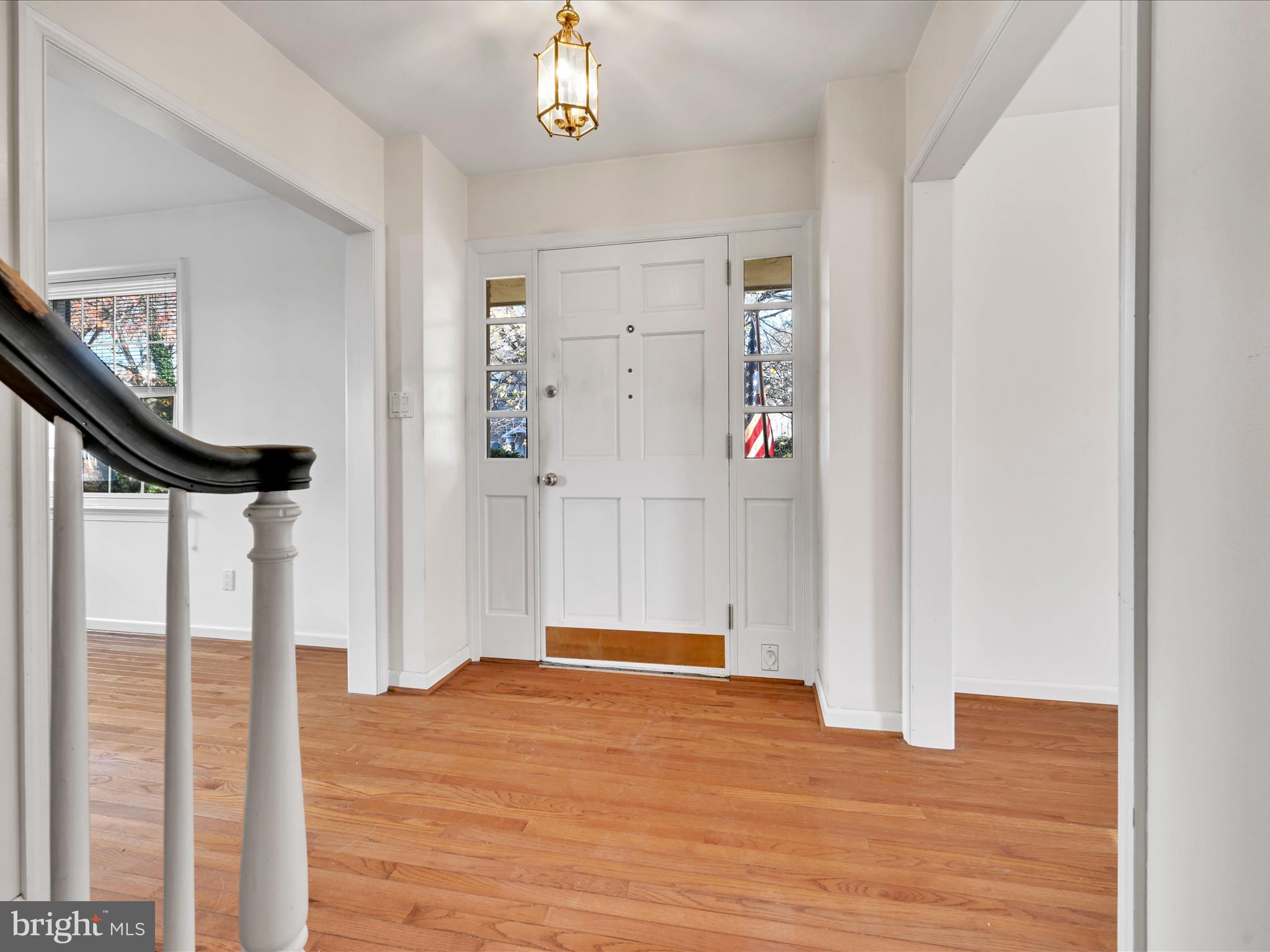 104 Shirley Road Narberth, PA 19072 - Photo 4 of 36 Foyer