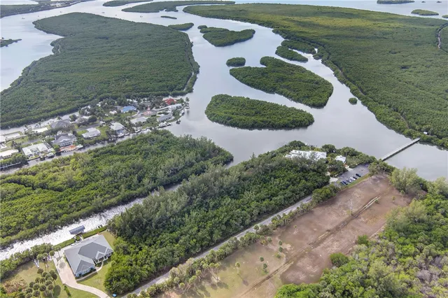 $6,900,000 | 901 Jack Island Access Road, Hutchinson Island, FL 34949