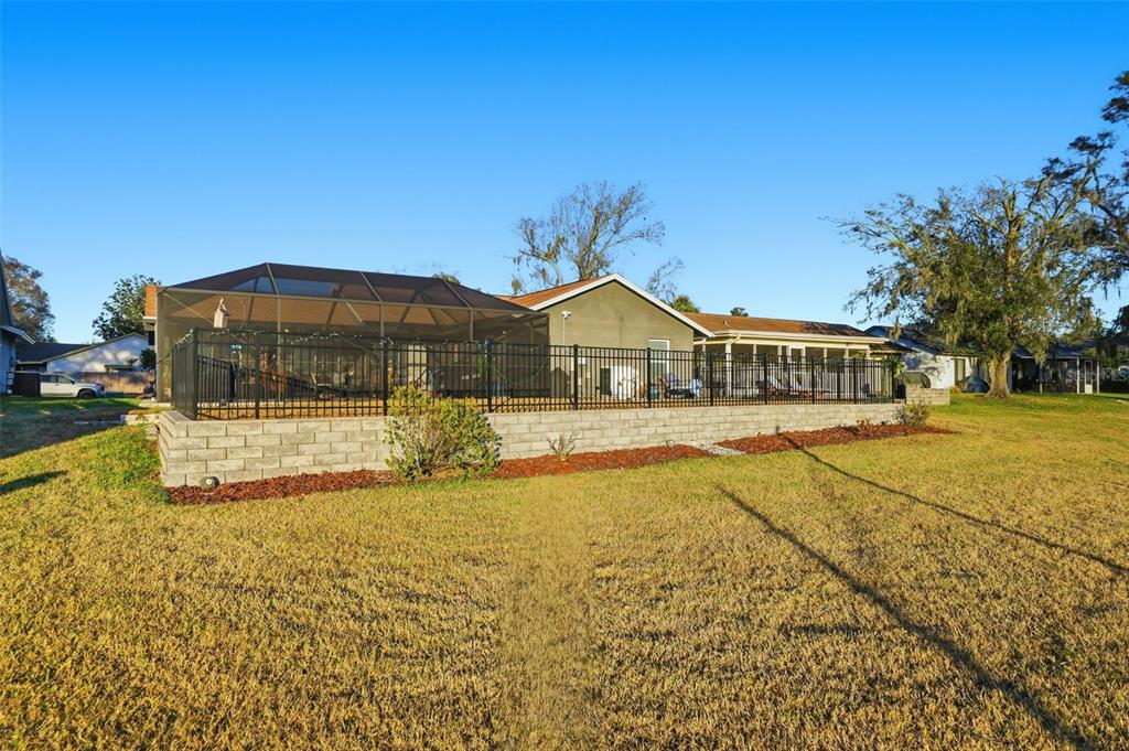 1925 Dockside Drive Valrico, FL 33594 - Photo 40 of 49