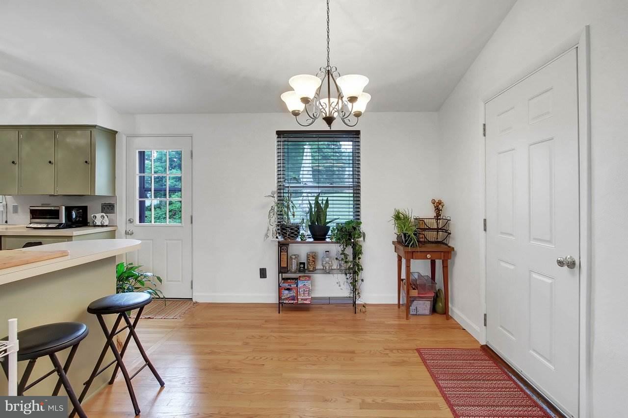 1240 Homewood Road York, PA 17402 - Photo 4 of 14 Gallery Image 4