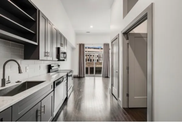 $2,200 | 2407 8th Avenue South, Unit 208, Nashville, TN 37204