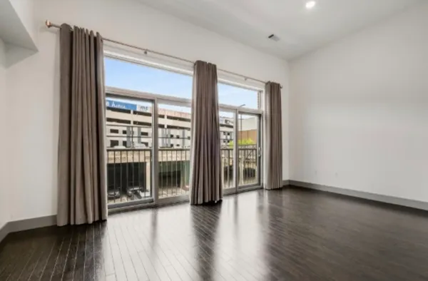 $2,200 | 2407 8th Avenue South, Unit 208, Nashville, TN 37204