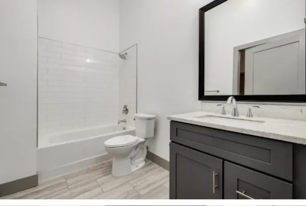$2,200 | 2407 8th Avenue South, Unit 208, Nashville, TN 37204