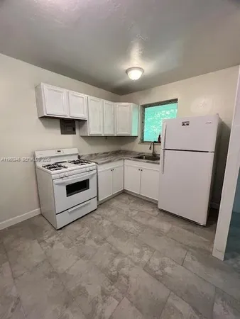 a room with a closet