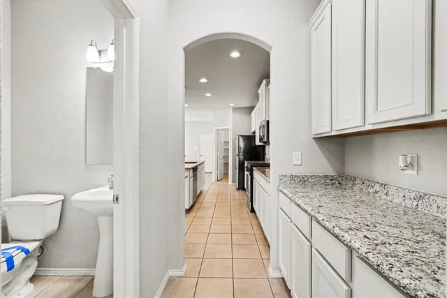 $389,900 | 2313 Telfair Way, Aubrey, TX 76227