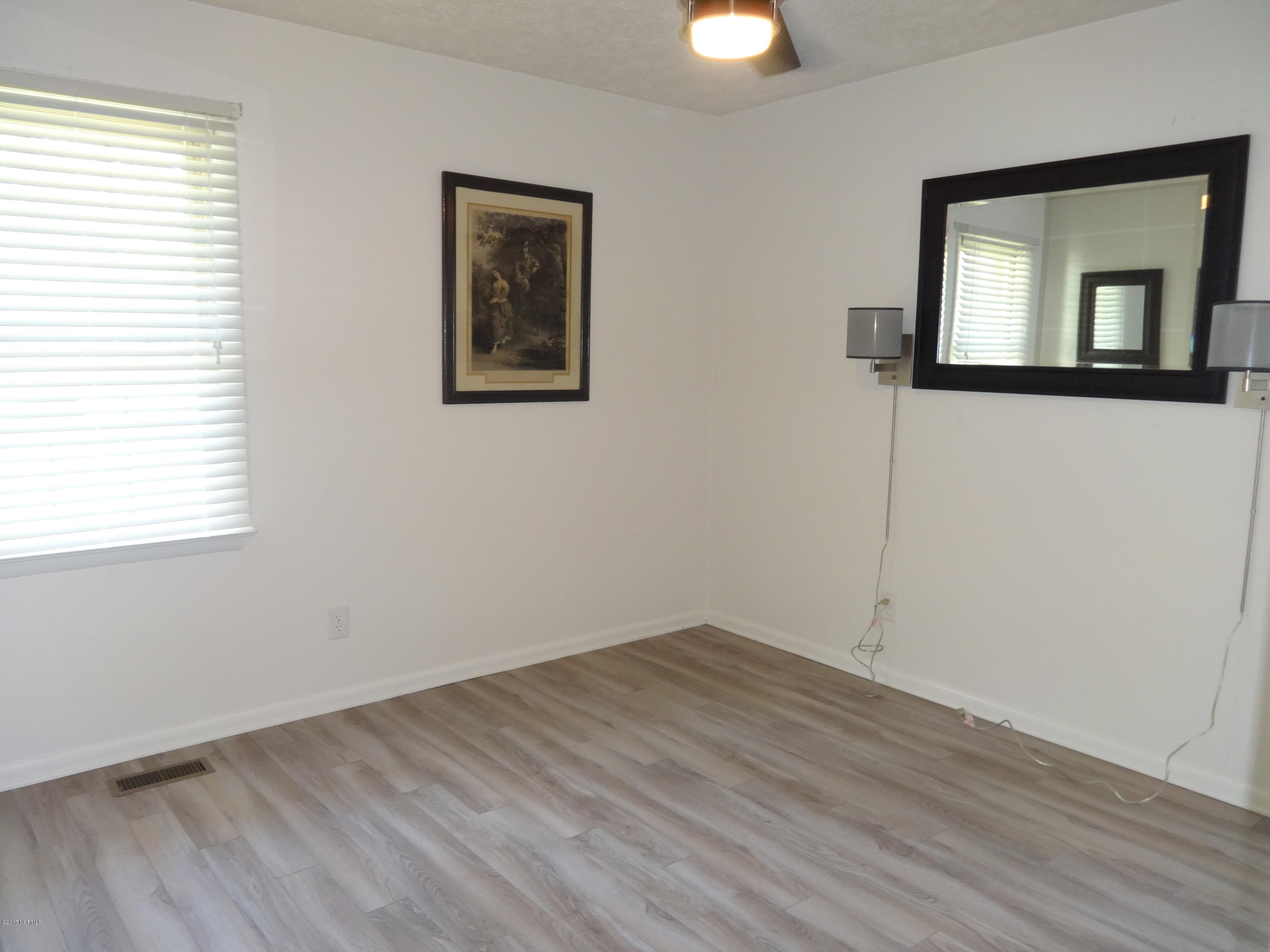 750 Myrtle Road Roseboro, NC 28382 - Photo 23 of 26 DSC01317