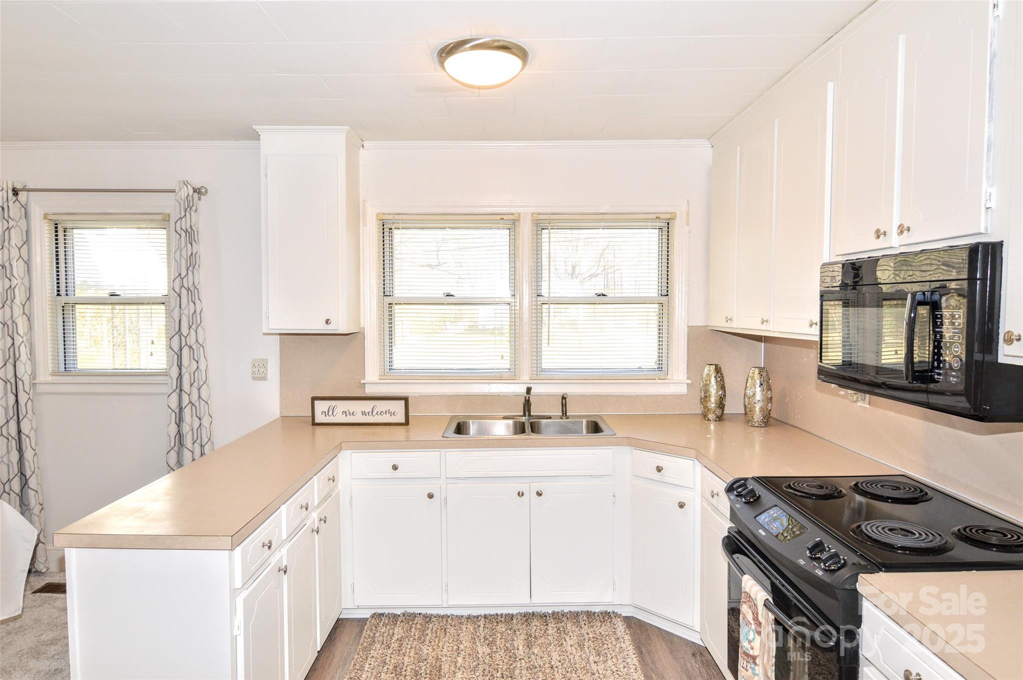 1404 Lane Road Mount Holly, NC 28120 - Photo 9 of 45 Gallery Image 9