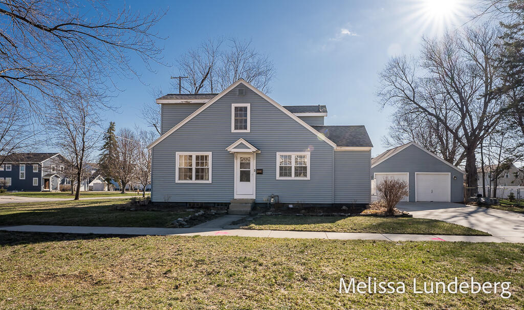 220 Barber Street Spring Lake, MI 49456 - Photo 3 of 55 220BarberStAerial-4LoRes