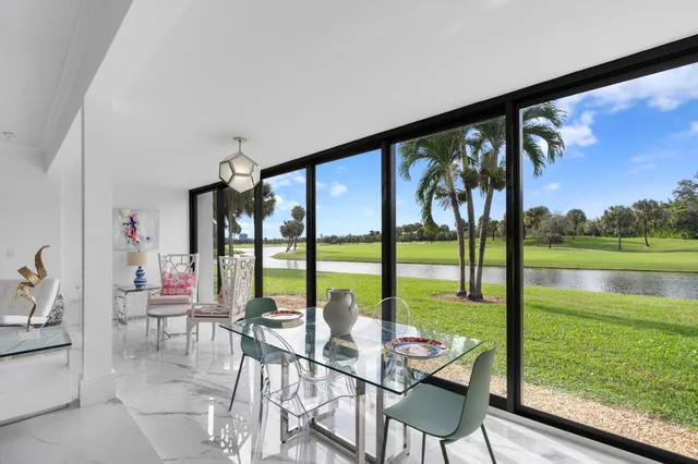 a view of an entryway