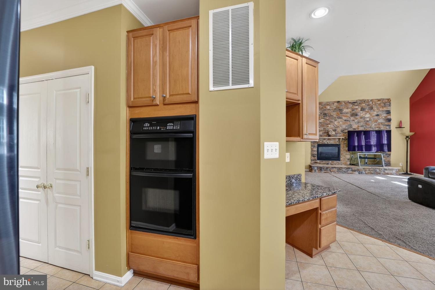 8023 River Park Road Bowie, MD 20715 - Photo 17 of 49 Double Ovens
