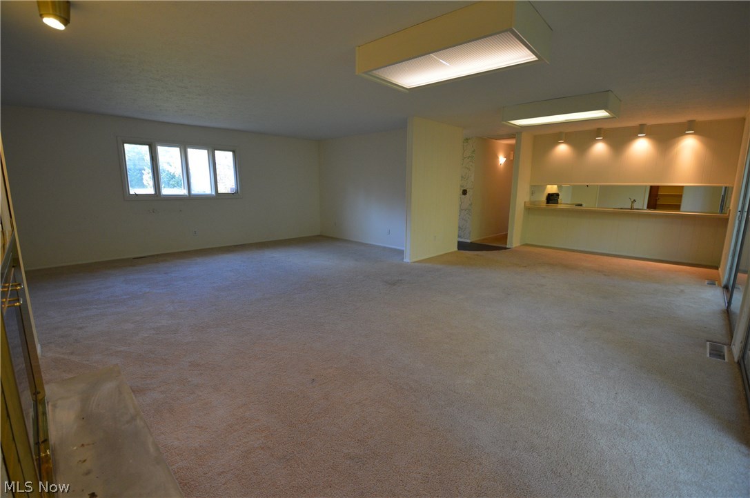 17179 Ridge Creek Road Strongsville, OH 44136 - Photo 7 of 27 Gallery Image 7