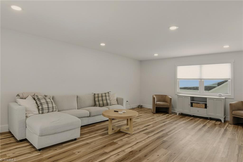 5604 Bunch Road Oak Ridge, NC 27310 - Photo 7 of 32