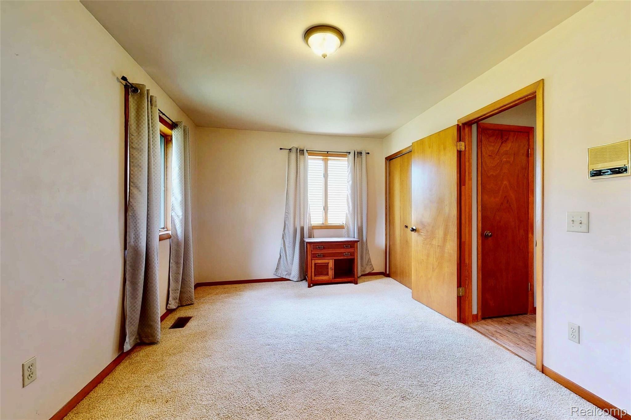4280 East Coldwater Road Flint, MI 48506 - Photo 31 of 72 4D79F3E5-8580-4126-8A37-58F216BB92E8_1_201_a.jpeg