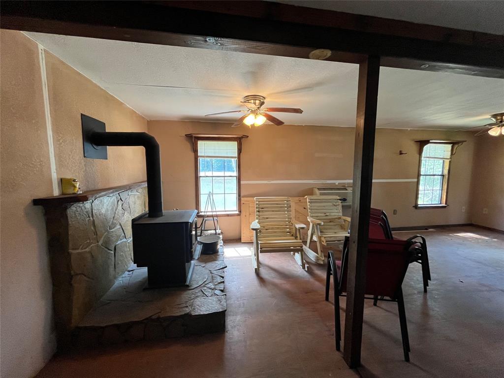 437 Redbud A Groesbeck, TX 76642 - Photo 4 of 18 a living room with furniture and a table