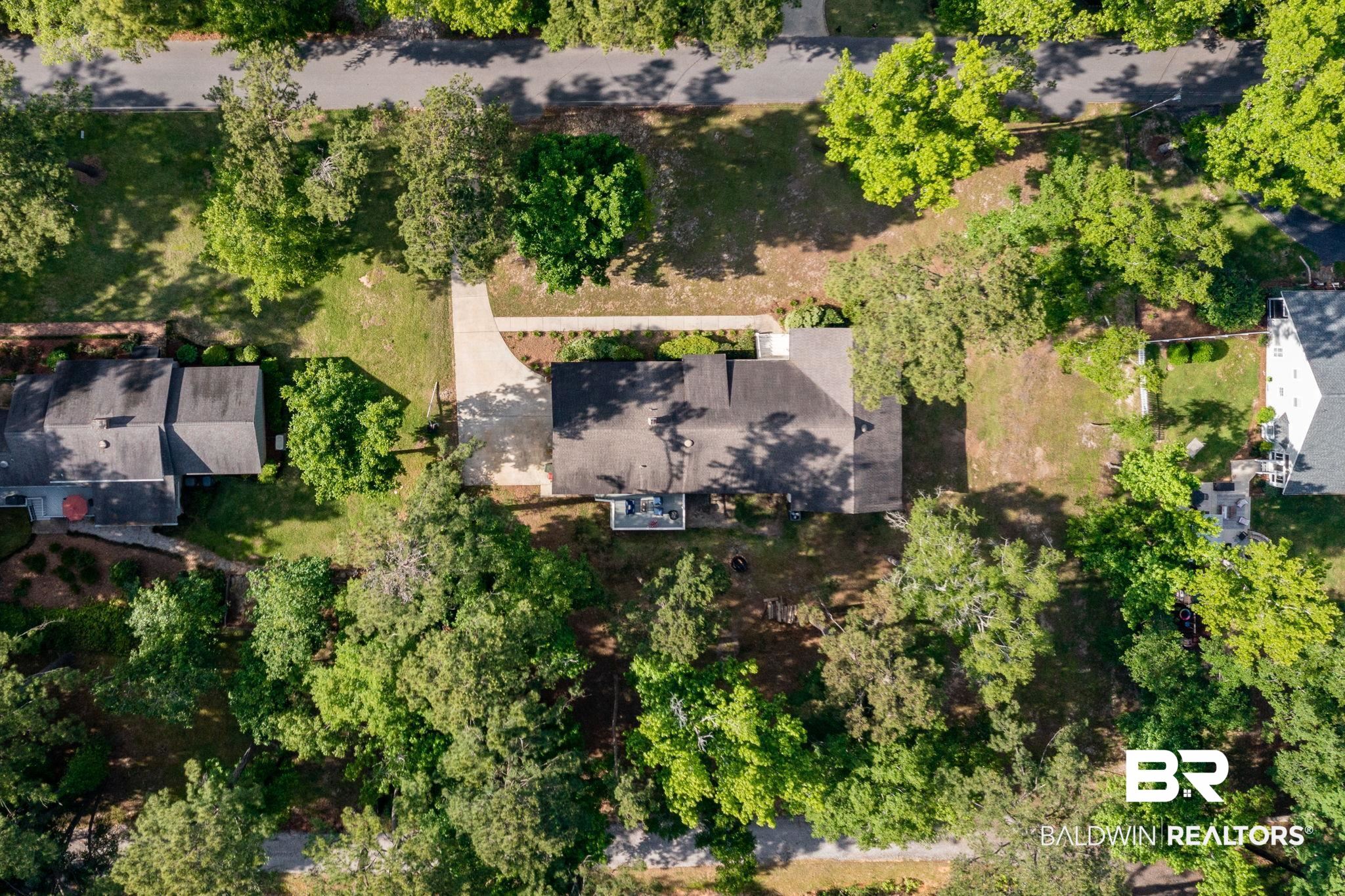 7246 Cadet Drive Daphne, AL 36527 - Photo 2 of 48