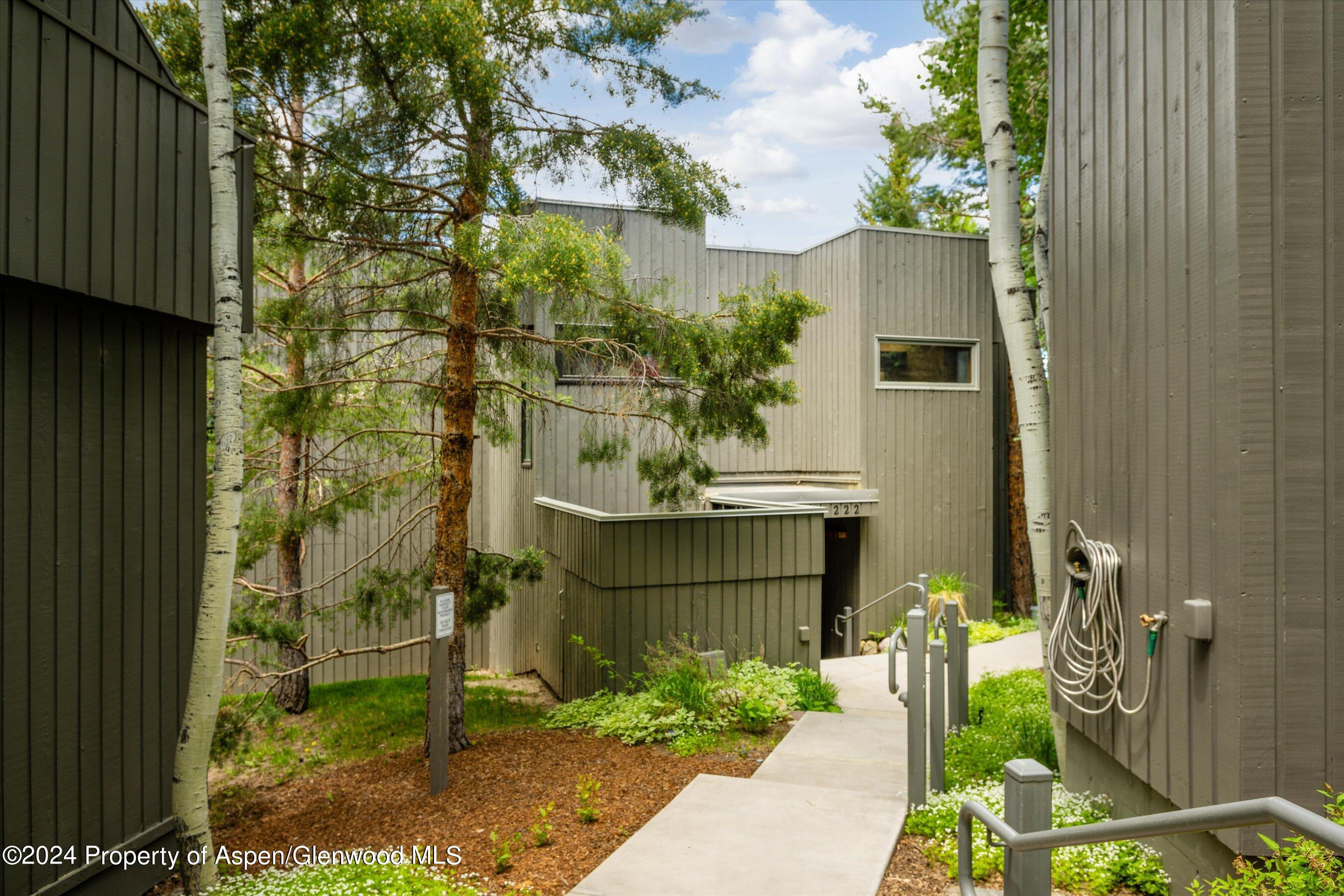 221 Meadow Ranch Road Snowmass Village, CO 81615 - Photo 22 of 24 01-221MeadowRanchRd_24061101