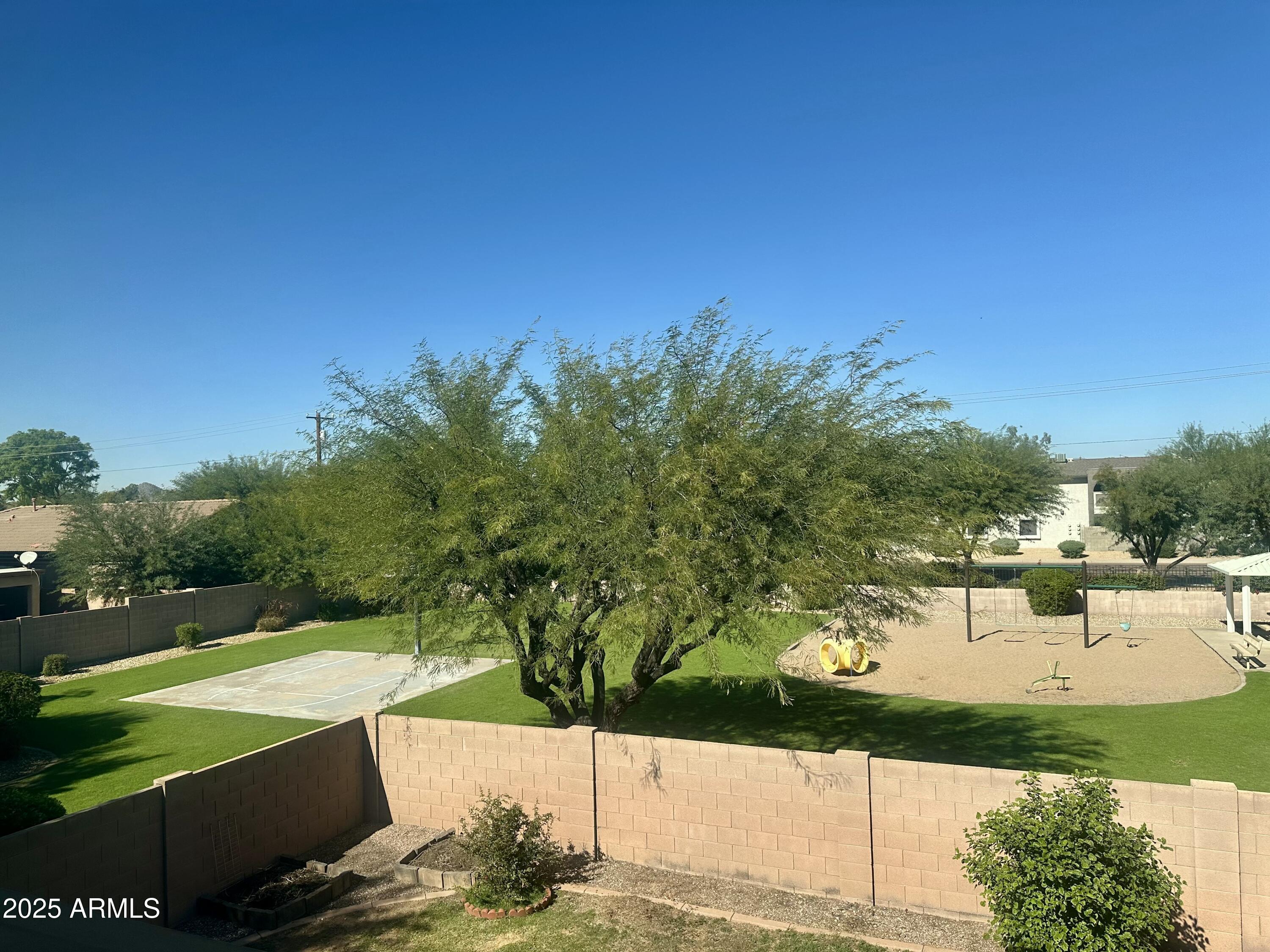 4046 East St John Road Phoenix, AZ 85032 - Photo 27 of 28 P2