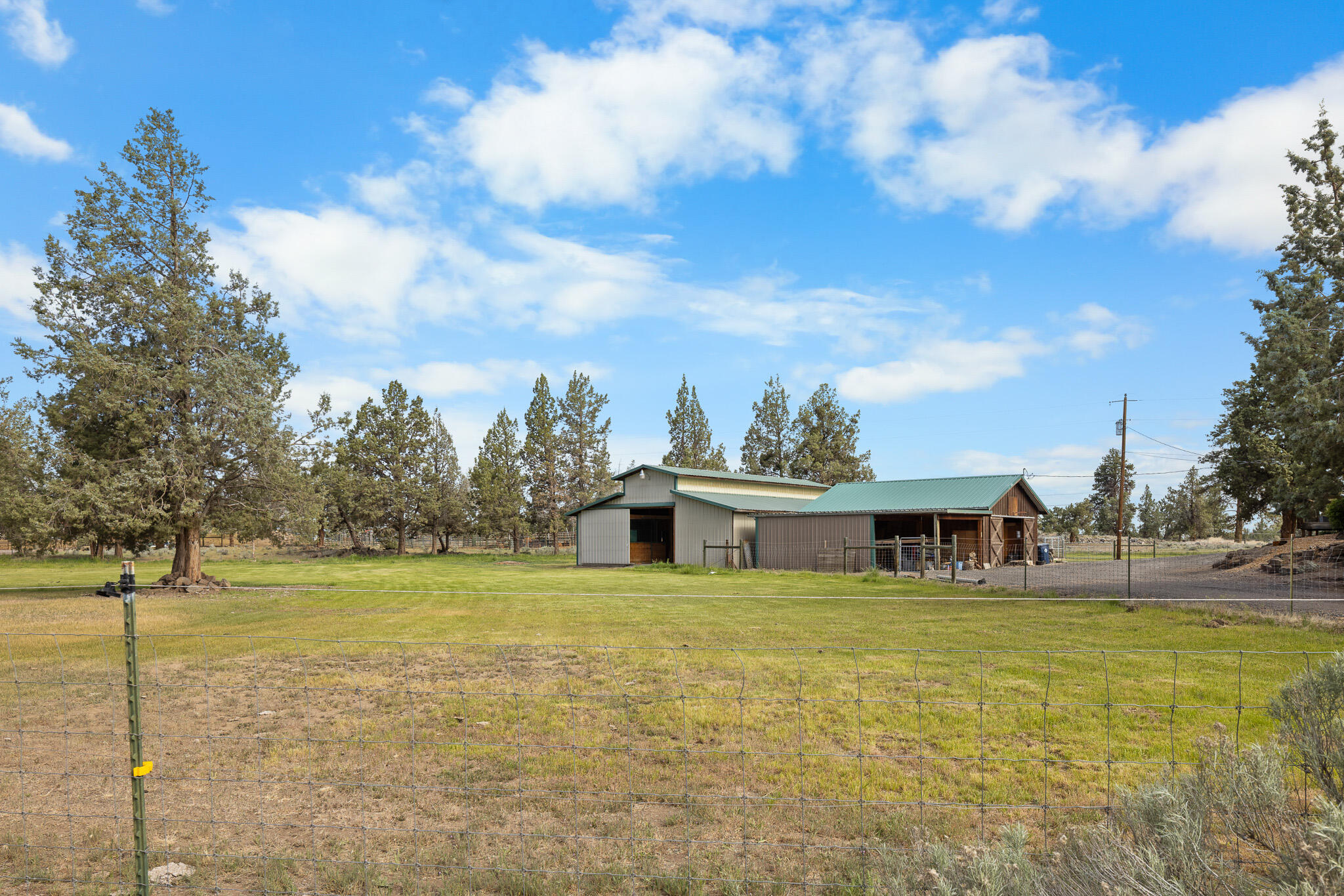 575 Southwest 55th Place Redmond, OR 97756 - Photo 54 of 59