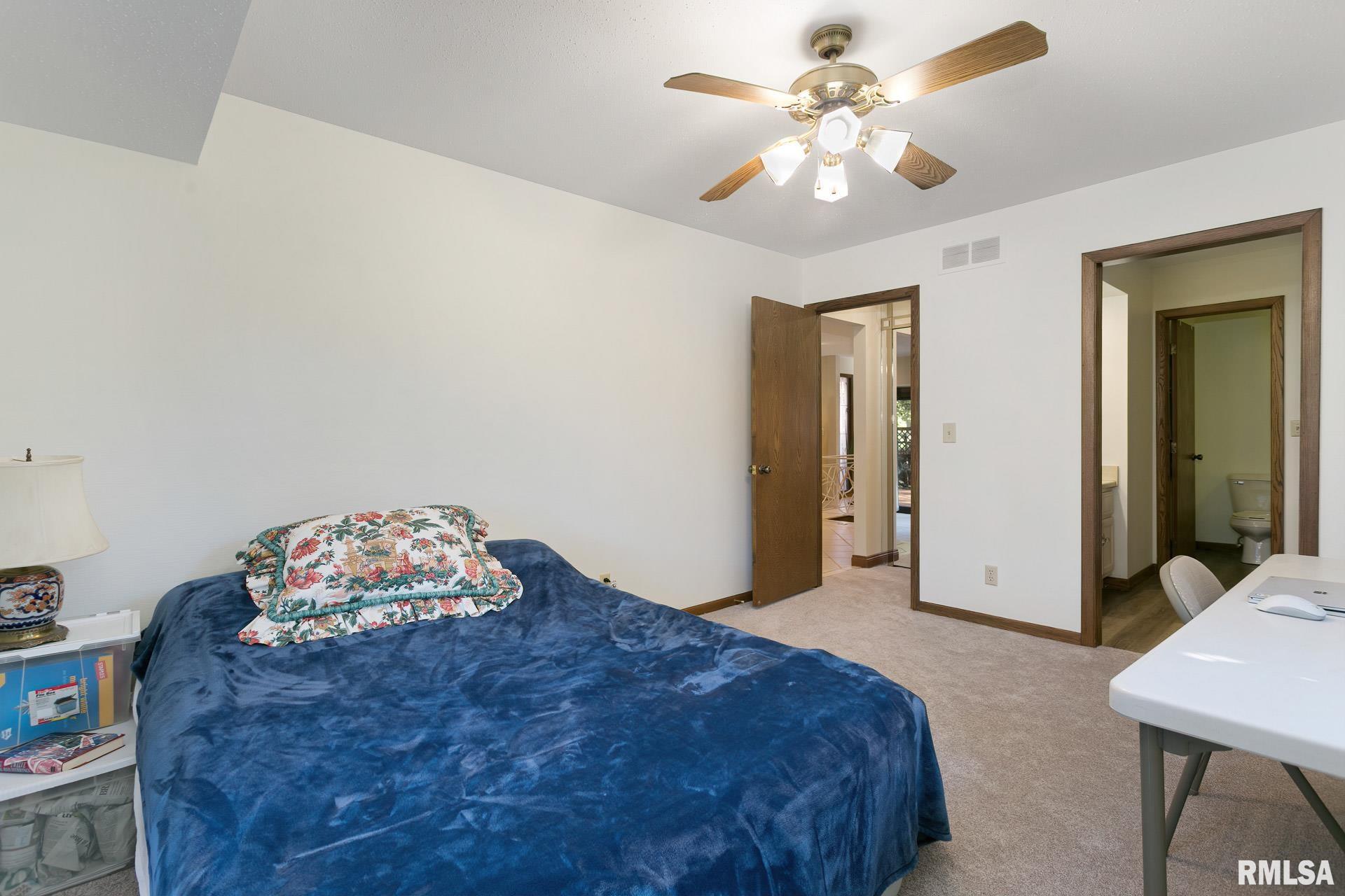 6401 Utica Ridge Road, Unit 3 Davenport, IA 52807 - Photo 20 of 33 Gallery Image 20