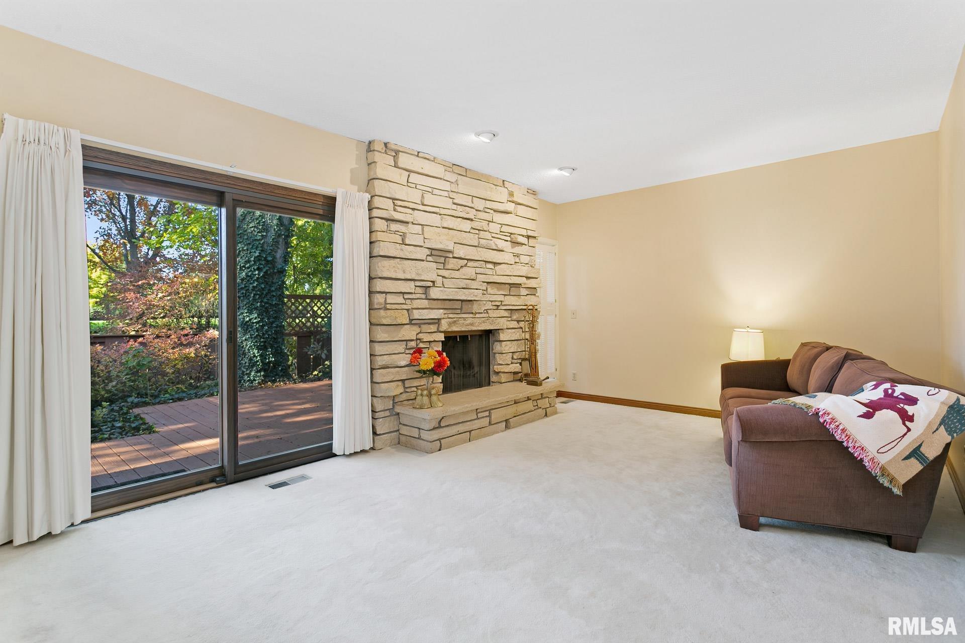 6401 Utica Ridge Road, Unit 3 Davenport, IA 52807 - Photo 9 of 33 Gallery Image 9