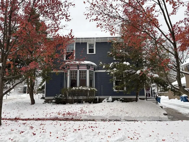 $499,900 | 201 South 5th Street, Grand Haven, MI 49417