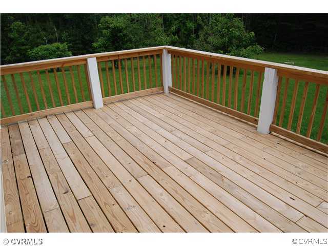 704 Eastham Road Bumpass, VA 23024 - Photo 3 of 12 Patio/Deck