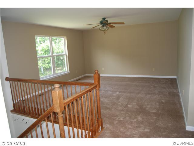 704 Eastham Road Bumpass, VA 23024 - Photo 4 of 12 Living Room